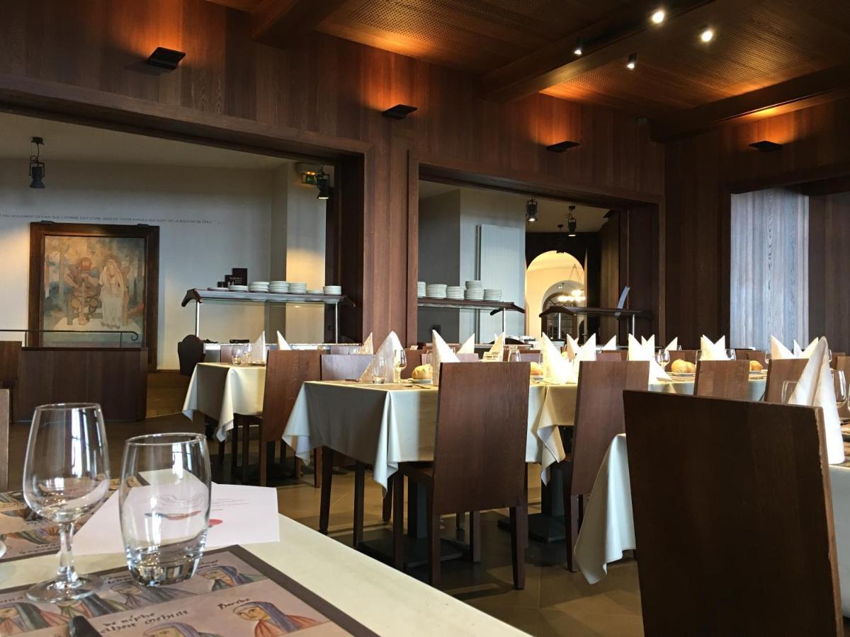 Hotel-Restaurant Mont Sainte-Odile Ottrott Bagian luar foto